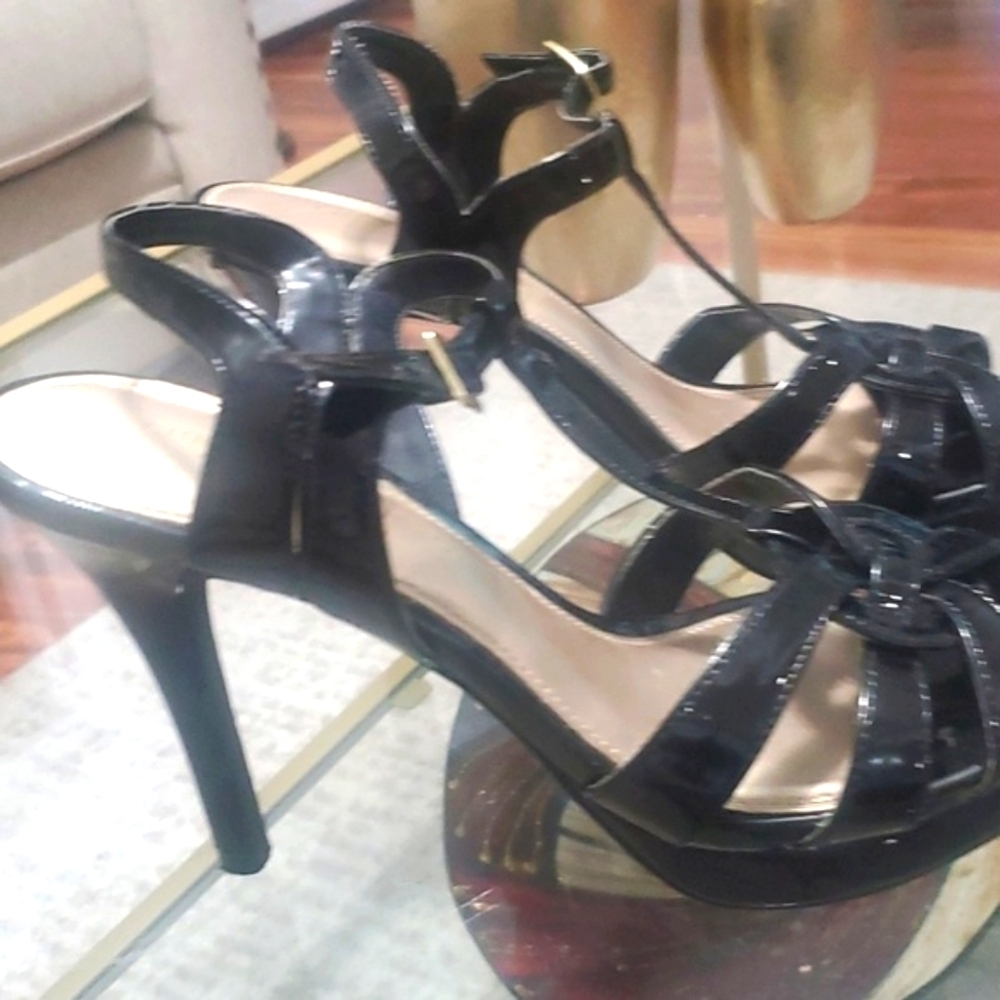 Christian Siriano‎ Strappy Heels Open toes sling back black size 8